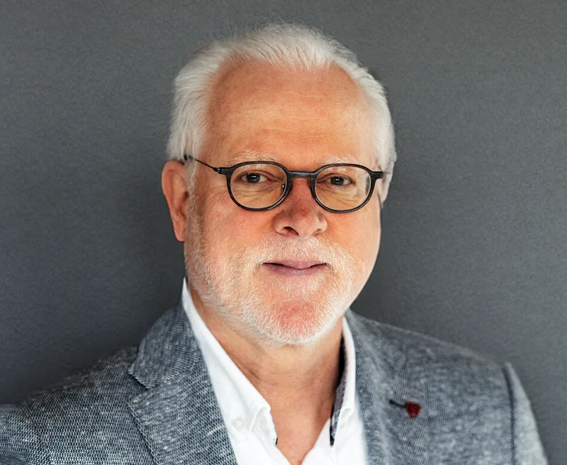 Dr. Christof Schürmann